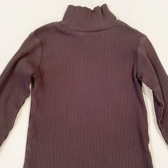 Zara 4-5T gray ribbed turtleneck - Picture 2 of 3